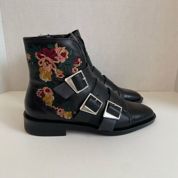 Zara Trafaluc NWOT Black Ankle Boots with Floral Embroidery Buckle Straps US 6 - Picture 6 of 9